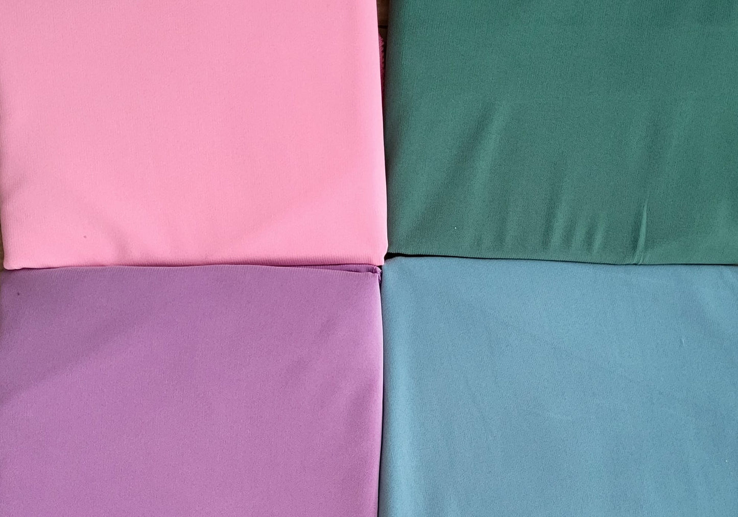 Hijab für Mädchen asymetrisch